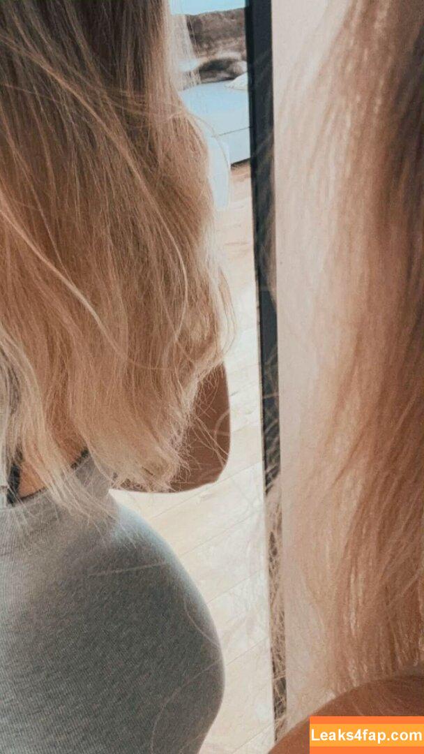linabliss / lina.bliss leaked photo photo #0011
