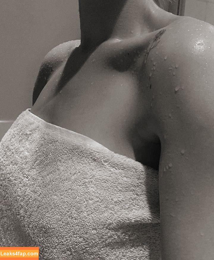 linabliss / lina.bliss leaked photo photo #0025