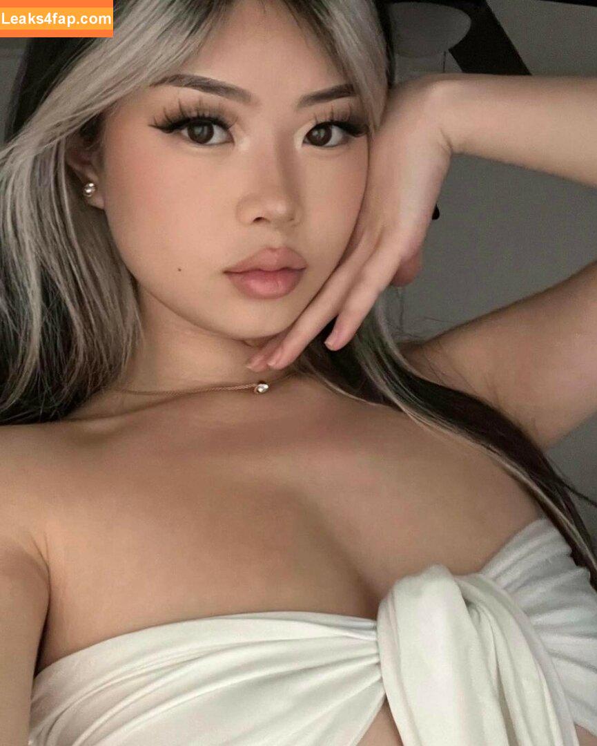 linawinaly / linaalovee7 leaked photo photo #0006