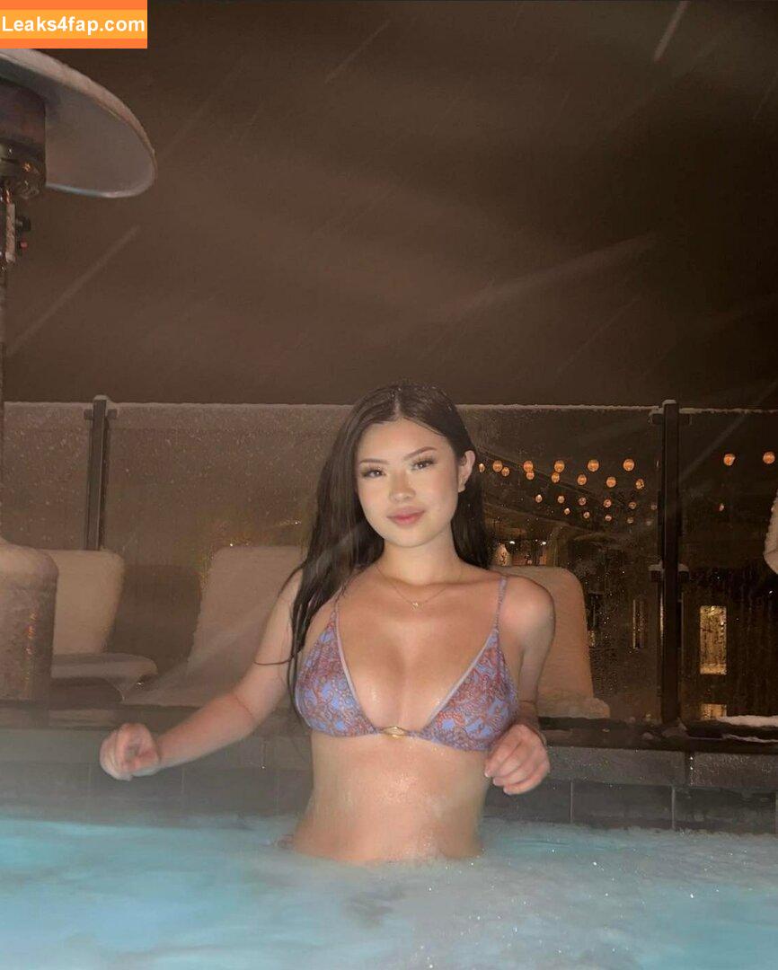linawinaly / linaalovee7 leaked photo photo #0023