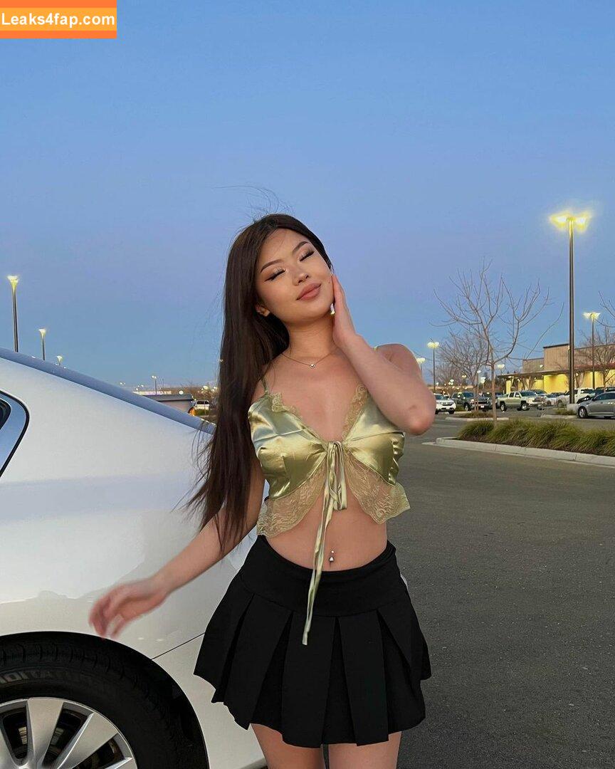 linawinaly / linaalovee7 leaked photo photo #0027