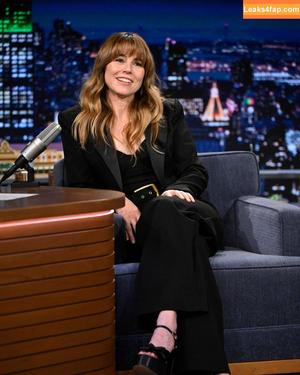 Linda Cardellini photo #0057