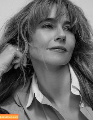 Linda Cardellini photo #0068