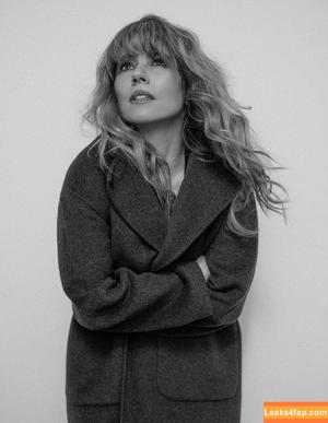 Linda Cardellini photo #0069