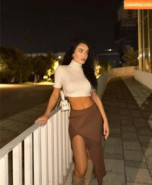 Linda Jarani photo #0036