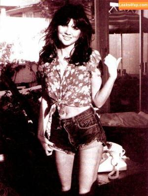 Linda Ronstadt photo #0036