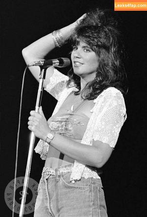 Linda Ronstadt photo #0040