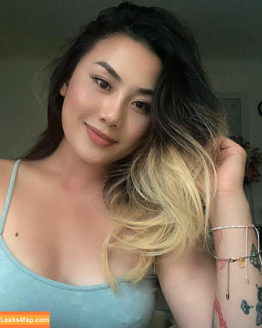 lindaafreckles / oftenelle leaked photo photo #0008
