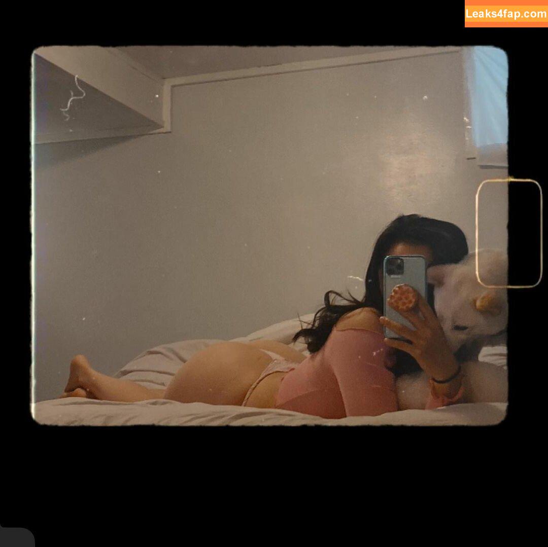 lindaafreckles / oftenelle leaked photo photo #0024