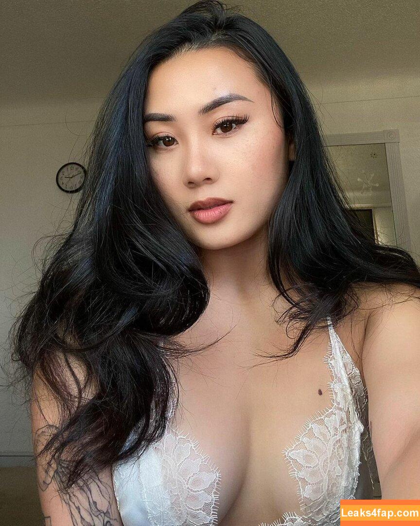 lindaafreckles / oftenelle leaked photo photo #0029