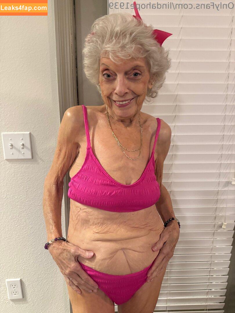 lindahope1939 /  leaked photo photo #0063