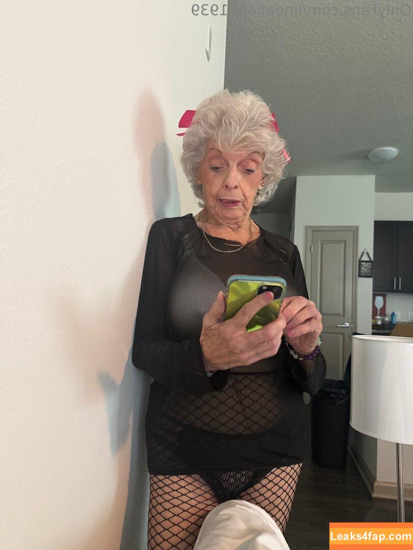 lindahope1939 /  leaked photo photo #0066