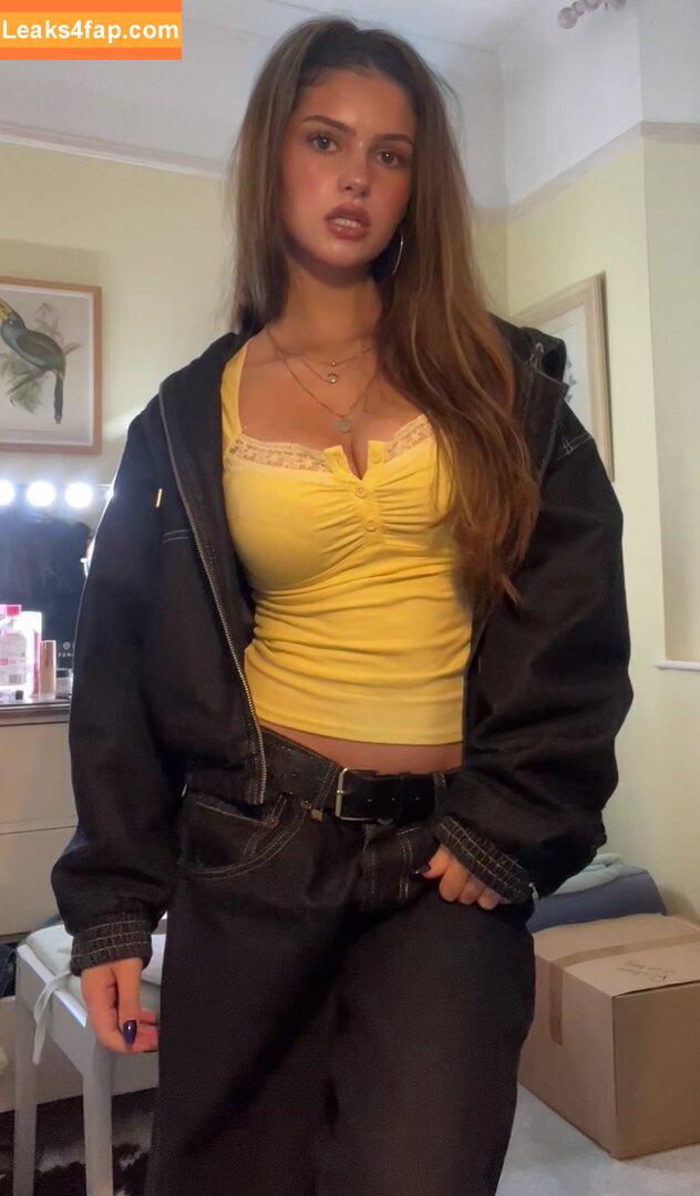 lindgrenrosie / Rosie Lindgren / Rosiexlindgren / rosie.isabe1 leaked photo photo #0005