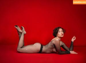 Lindsay Mullan photo #0003