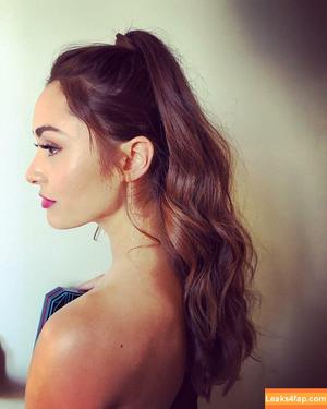 Lindsey Morgan photo #0070