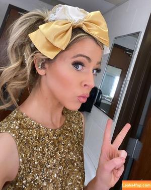 Lindsey Stirling photo #0007