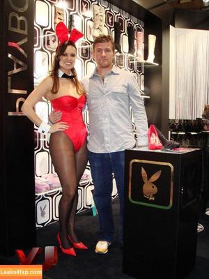 Lindsey Vuoloficial photo #0149