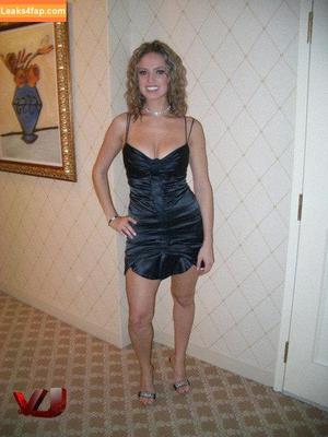 Lindsey Vuoloficial photo #0156