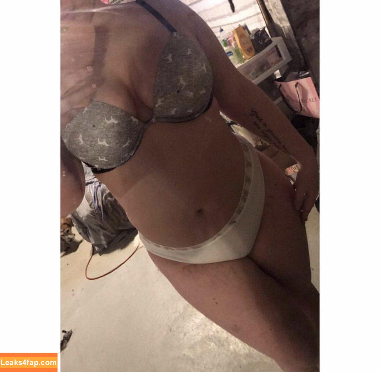 Lindsy_luu / Luuluubabyxo Lindsysucksdick / lindseyluuart / lindsy.luu leaked photo photo #0018