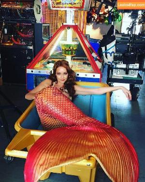 Lindy Booth photo #0010