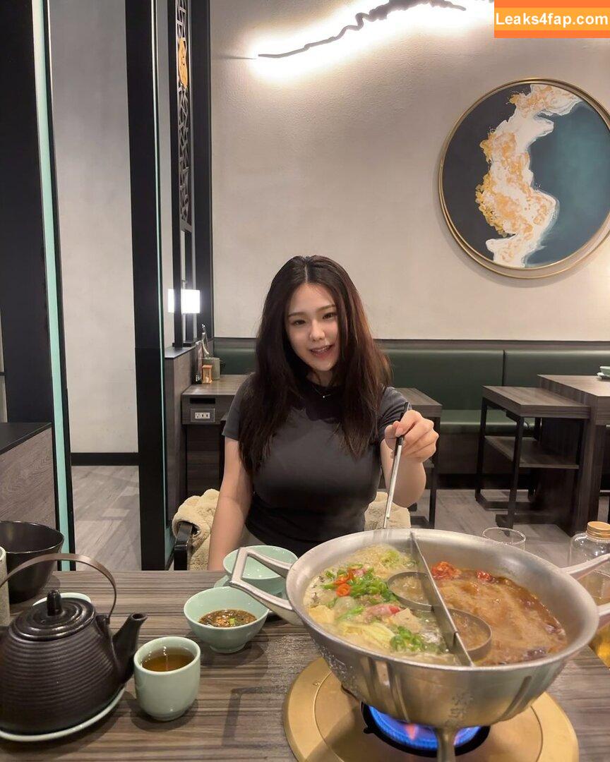 ling_00_ee /  слитое фото фото #0043