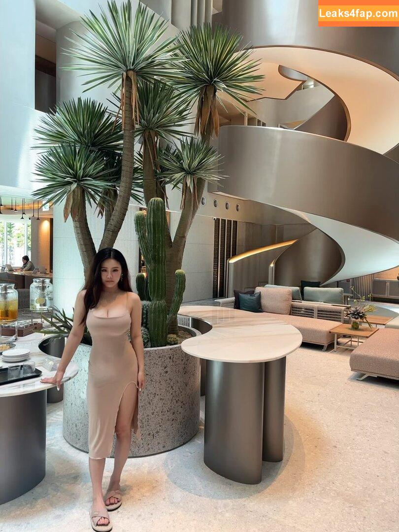 ling_00_ee /  leaked photo photo #0061