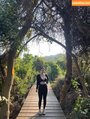 ling_00_ee photo #0081