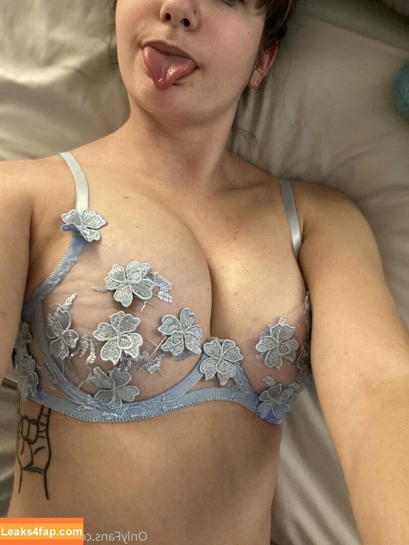 lingerielifts / miss_sallynz leaked photo photo #0033