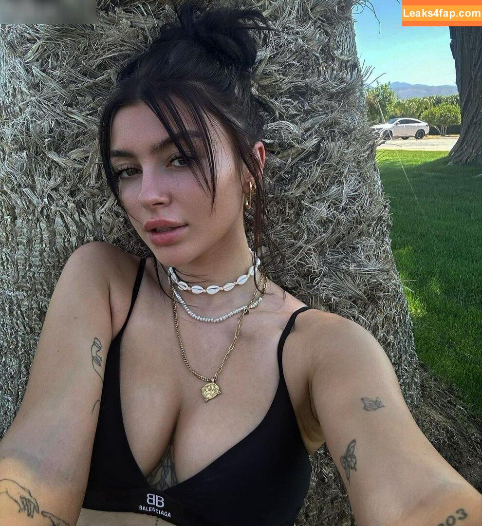 linuschka /  leaked photo photo #0062