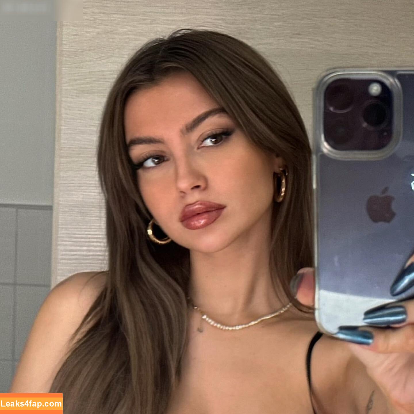linuschka /  leaked photo photo #0124