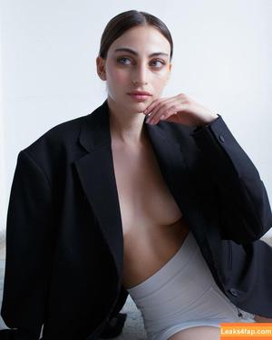 Liron Binya photo #0018