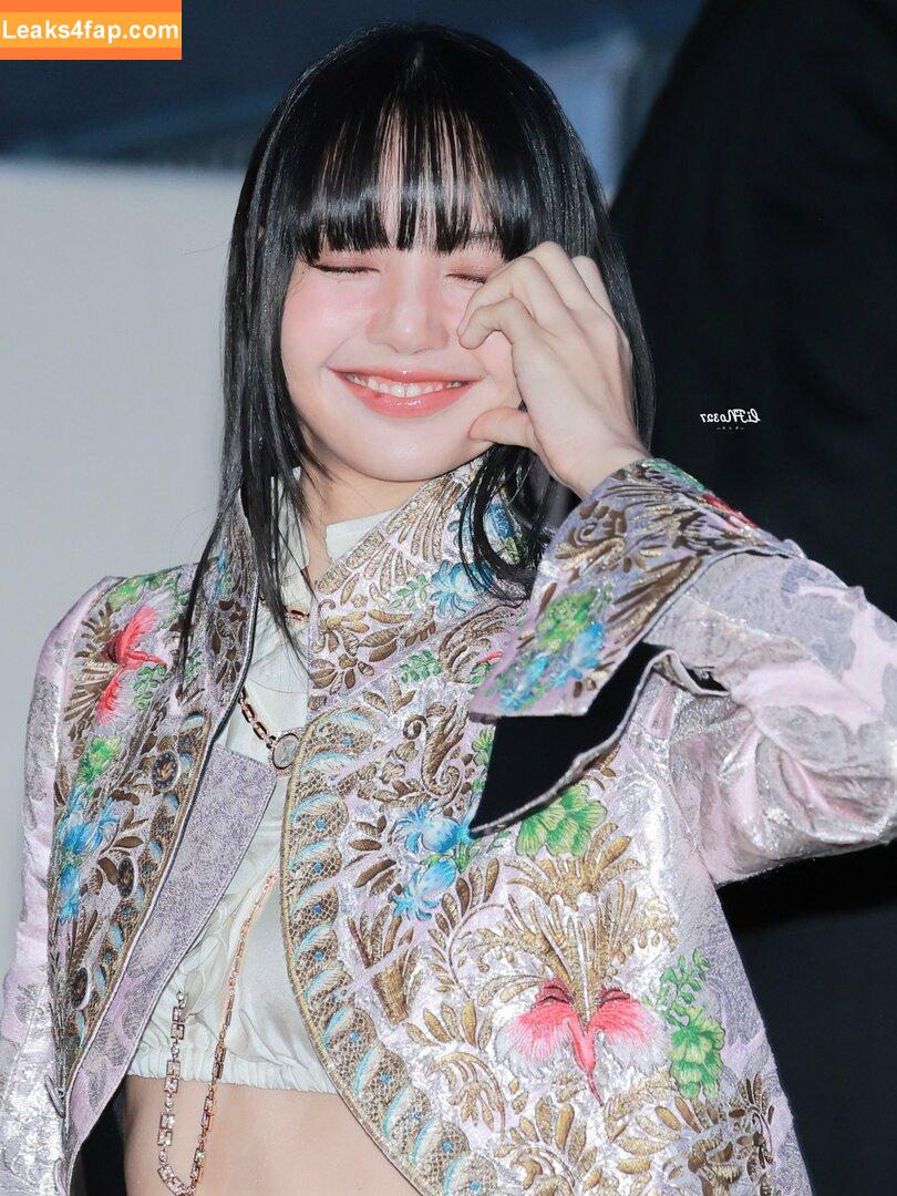 Lisa Blackpink /  слитое фото фото #0001