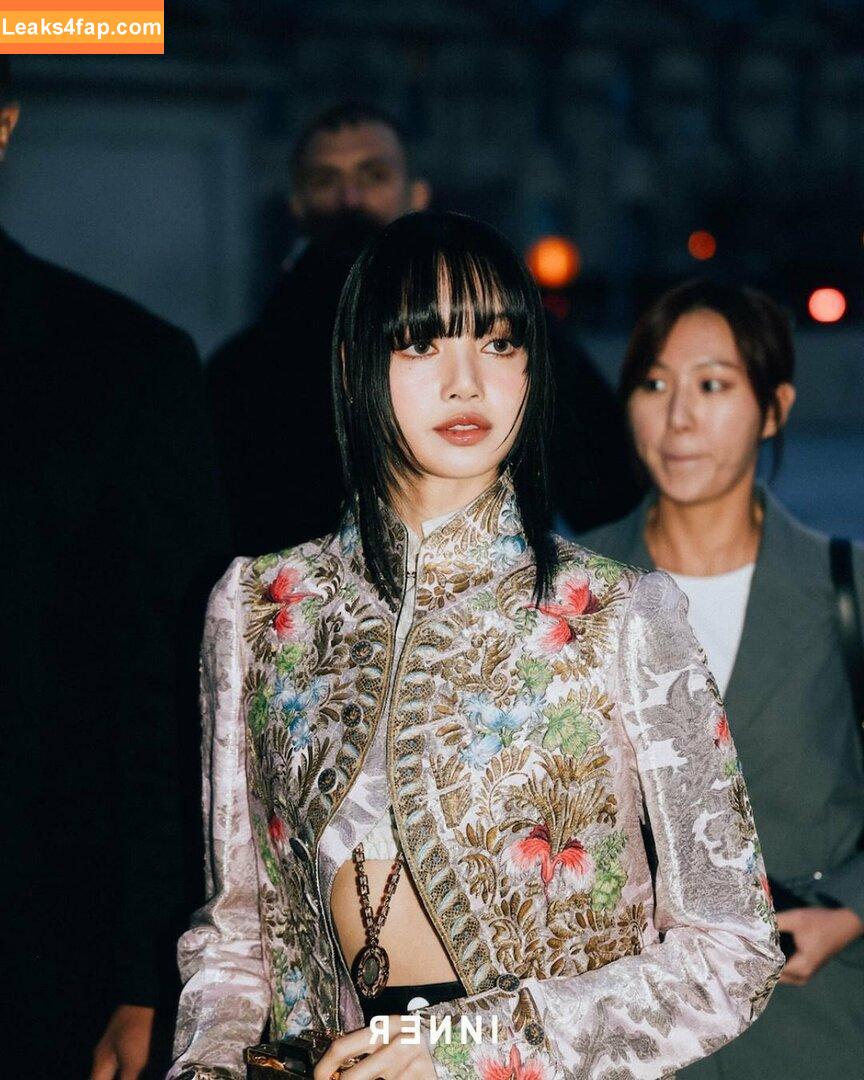 Lisa Blackpink /  слитое фото фото #0003