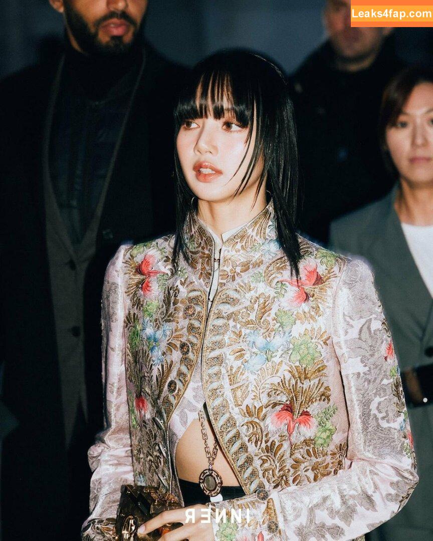 Lisa Blackpink /  слитое фото фото #0004