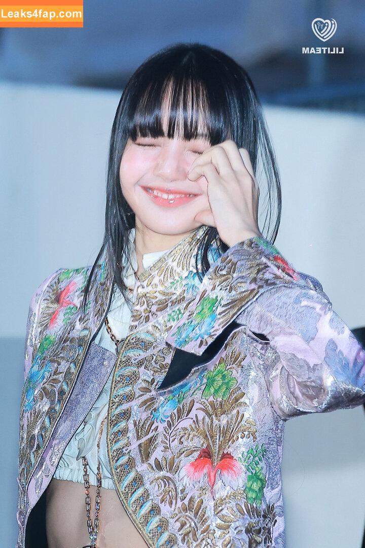 Lisa Blackpink /  слитое фото фото #0012
