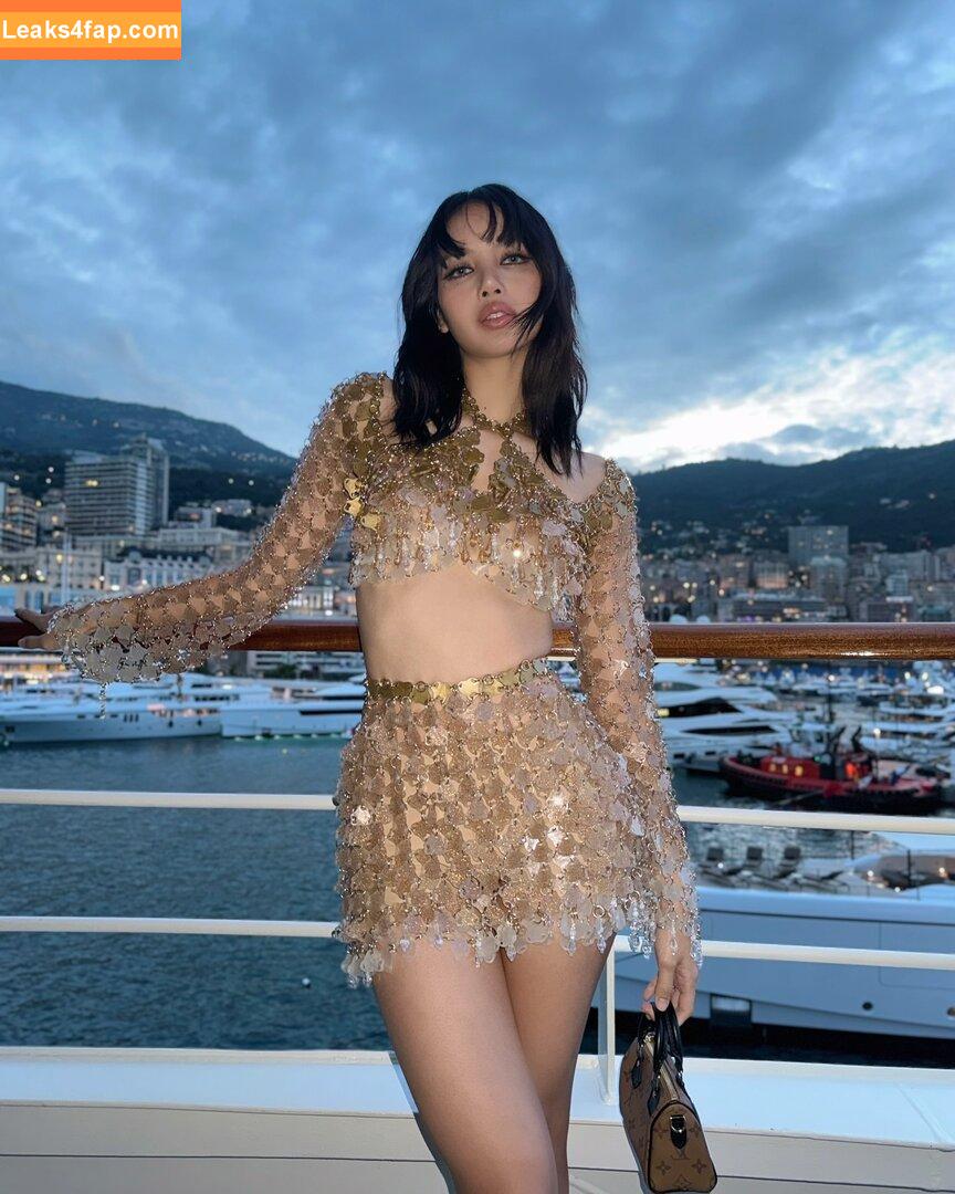 Lisa Blackpink /  слитое фото фото #0054