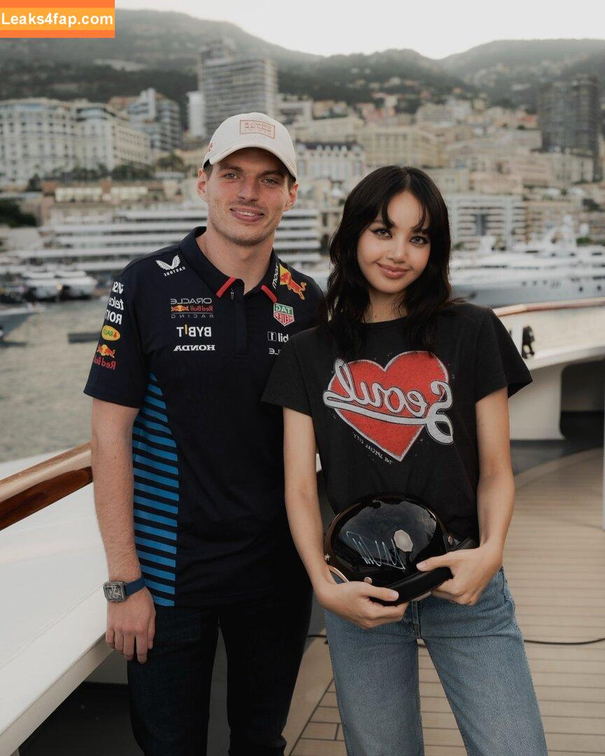 Lisa Blackpink /  слитое фото фото #0057