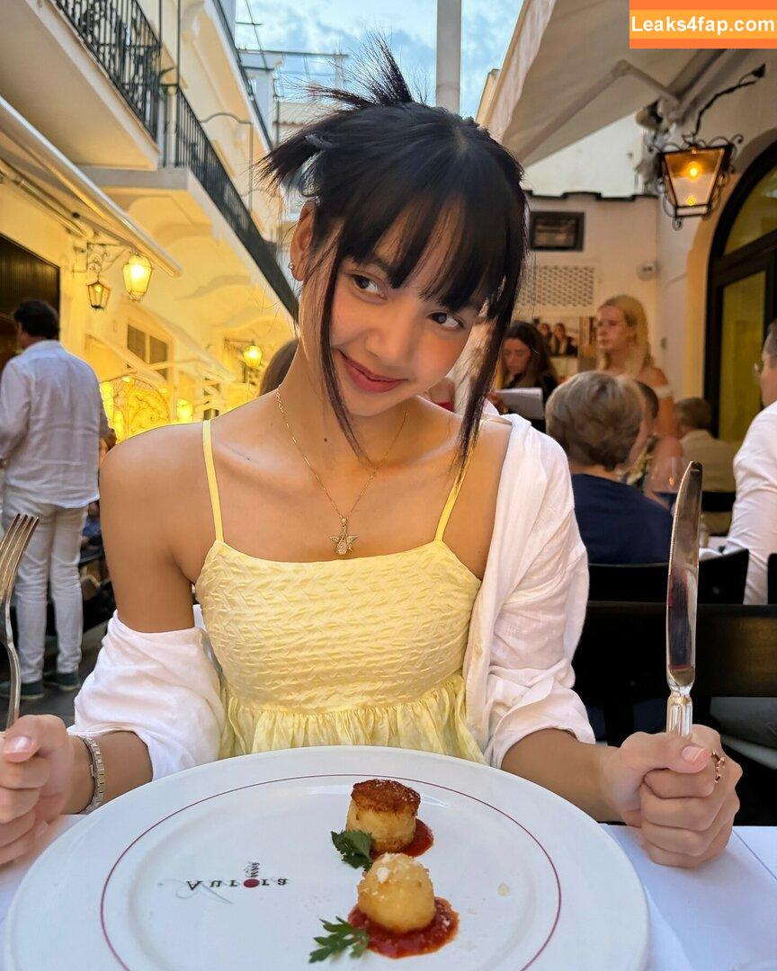 Lisa Blackpink /  leaked photo photo #0104