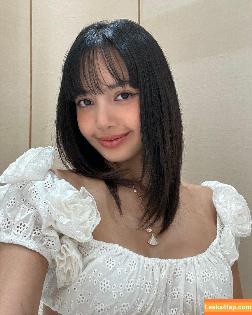 Lisa Blackpink /  слитое фото фото #0153