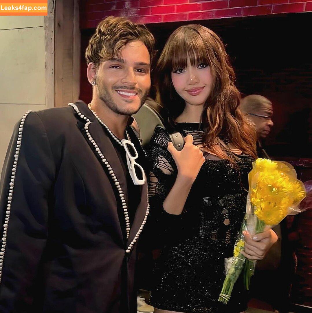 Lisa Blackpink /  слитое фото фото #0189