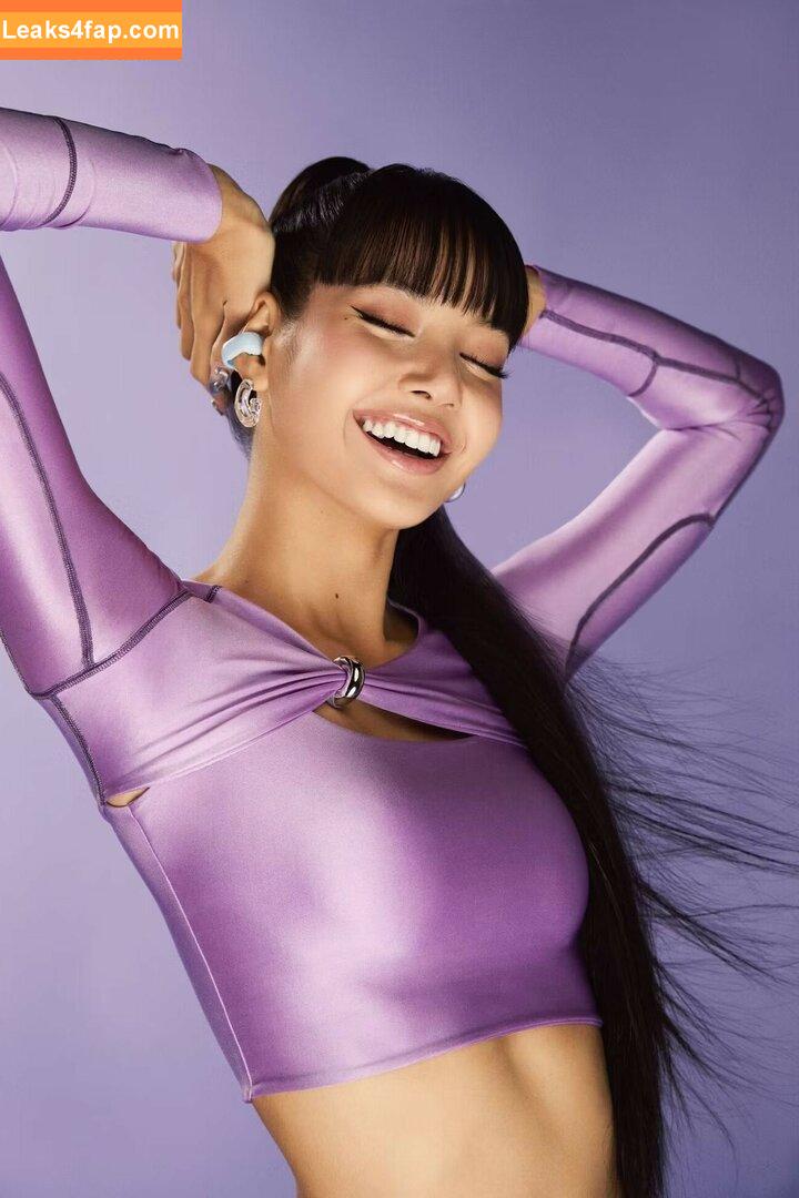 Lisa Blackpink /  слитое фото фото #0226