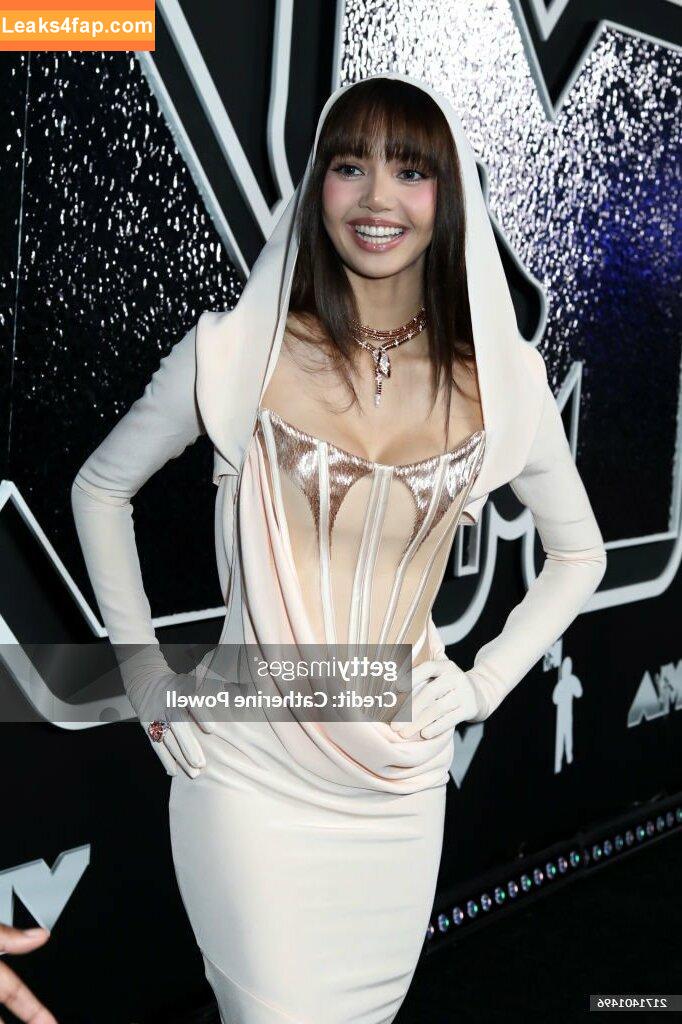 Lisa Blackpink /  слитое фото фото #0264