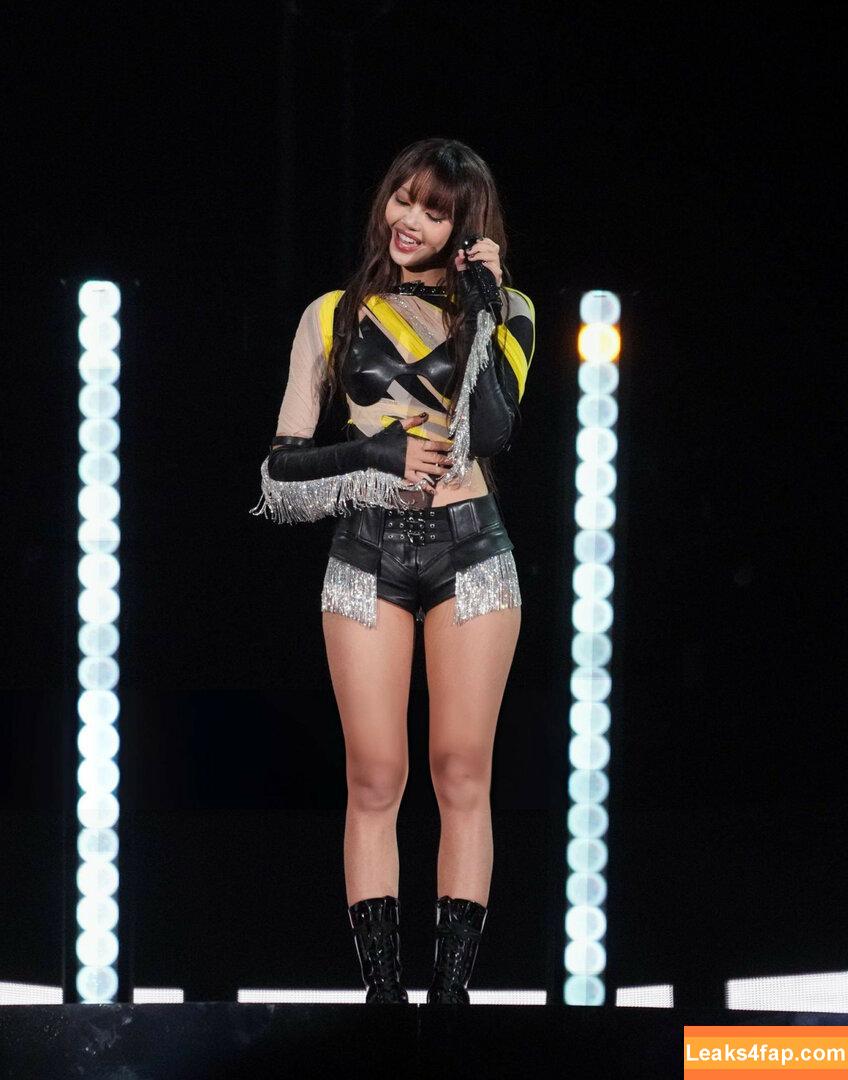 Lisa Blackpink /  слитое фото фото #0299