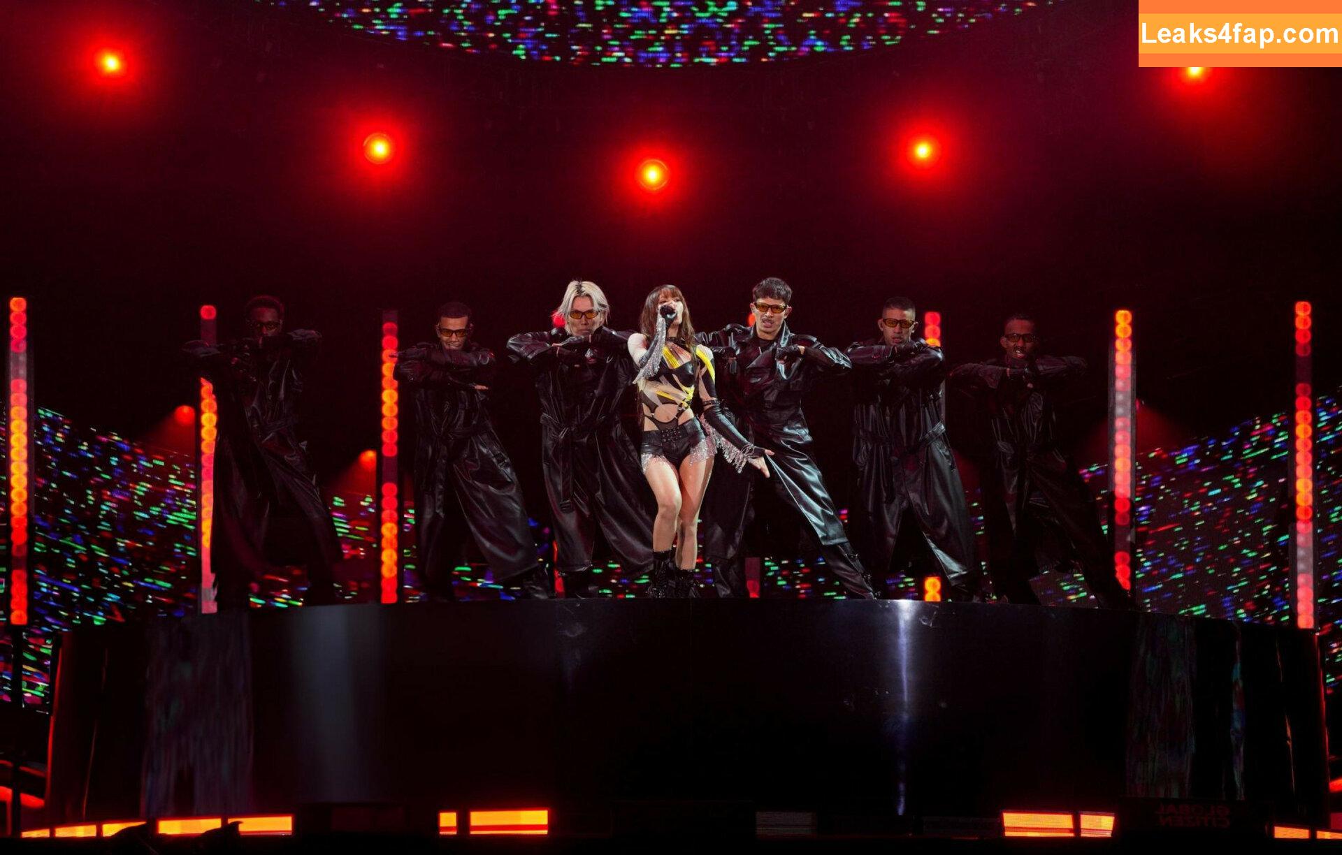 Lisa Blackpink /  слитое фото фото #0305