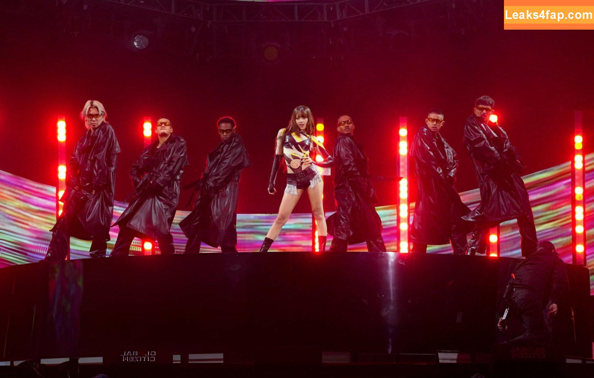 Lisa Blackpink /  слитое фото фото #0332