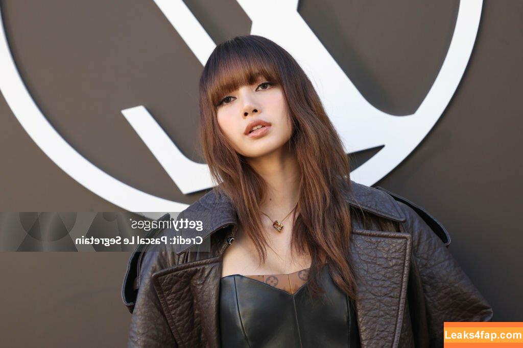 Lisa Blackpink /  слитое фото фото #0420