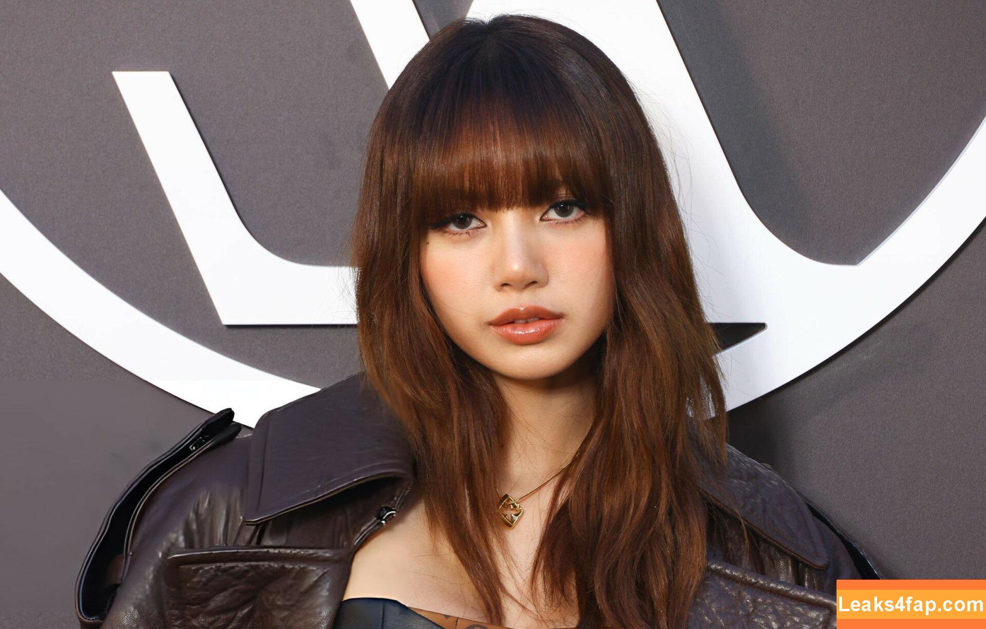 Lisa Blackpink /  слитое фото фото #0434