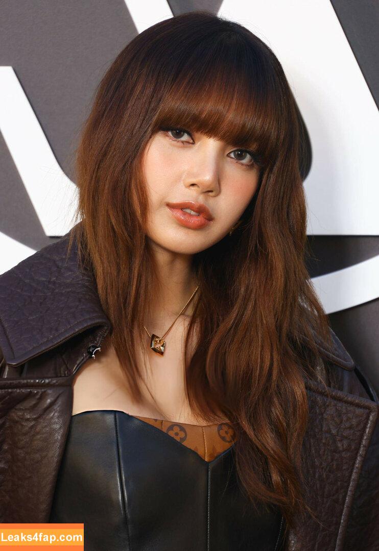 Lisa Blackpink /  слитое фото фото #0452