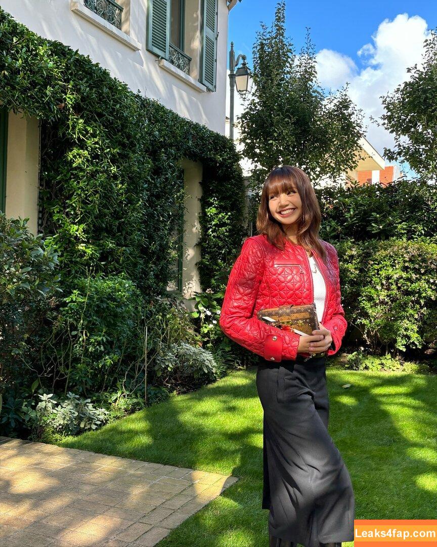 Lisa Blackpink /  слитое фото фото #0490