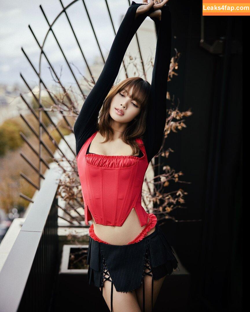 Lisa Blackpink /  слитое фото фото #0493